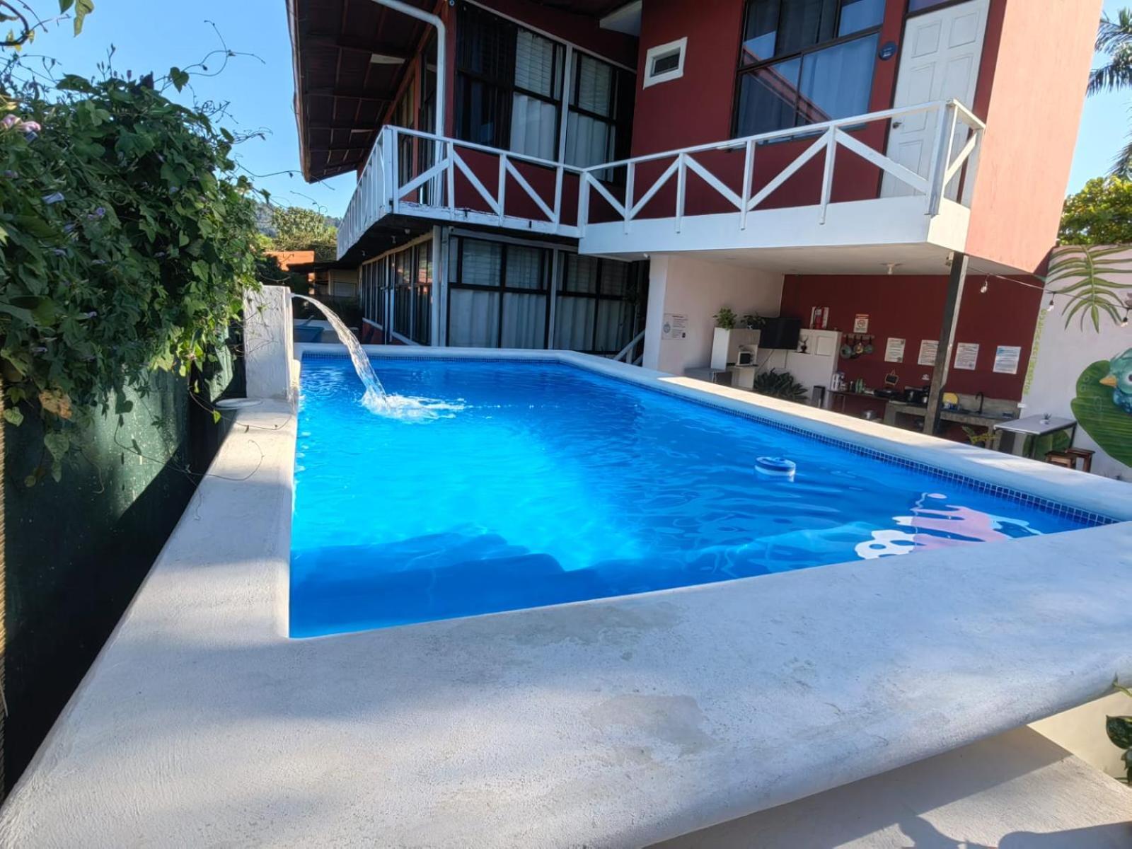 Hotel Adventure Lodge Хако Экстерьер фото